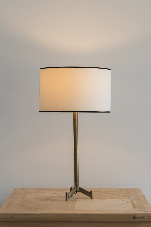 Lámpara de mesa Dennis